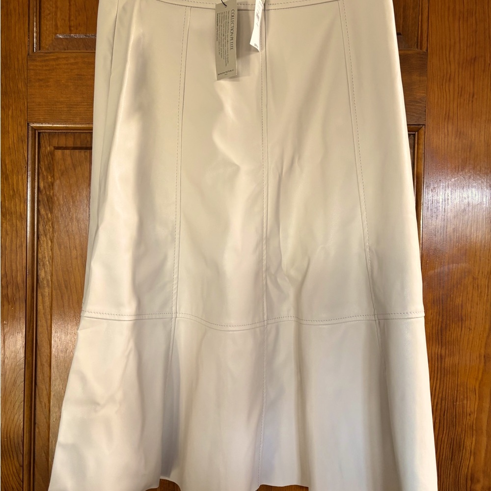 Banana Republic pleather maxi skirt in bone NWT 8P